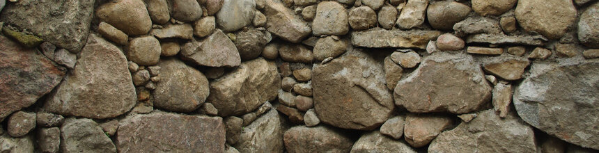 Kamień fundamentowy granitowy